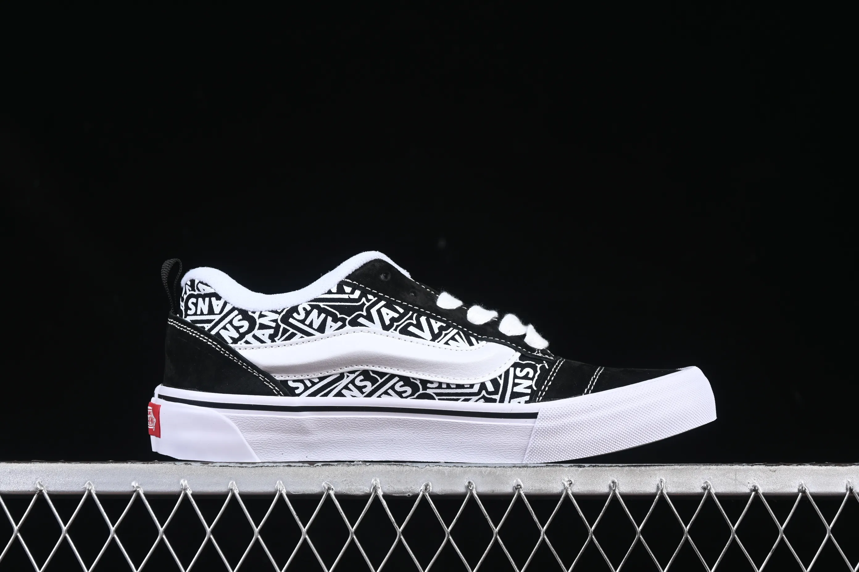 All categories Vans Vans series Vans Low Vans low-top Vans Knu Skool Vans low-top retro casual fat bread shoes VN000CS0239